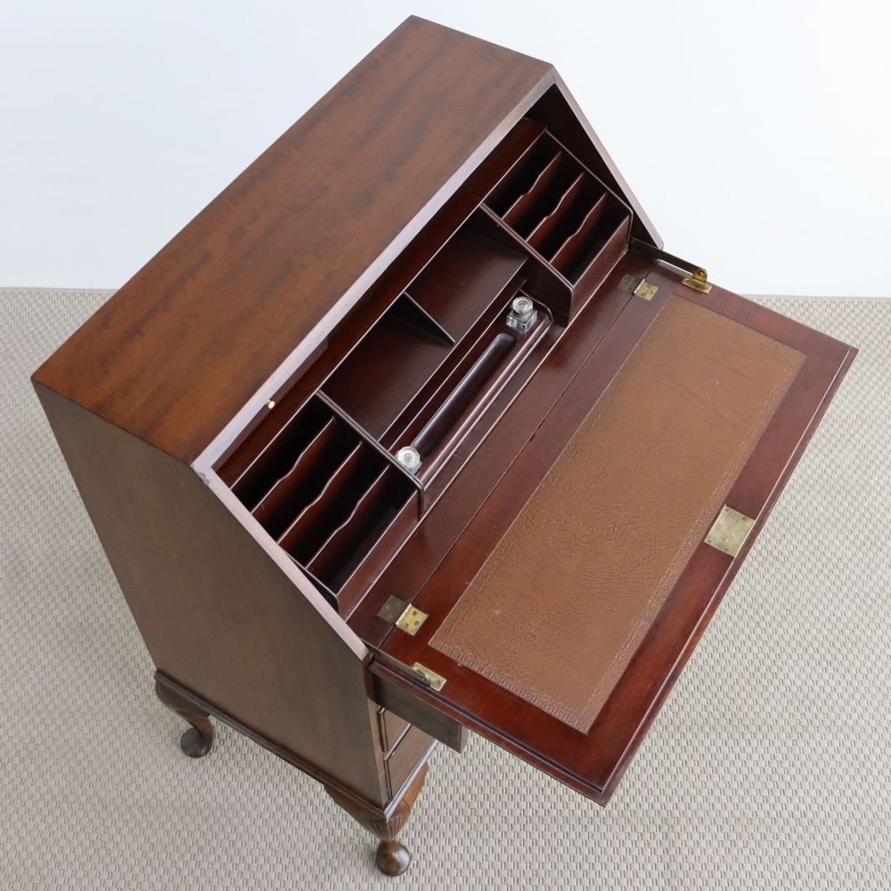 ときめくマホガニーの気品♪ ライティングビューロー VC108-122
