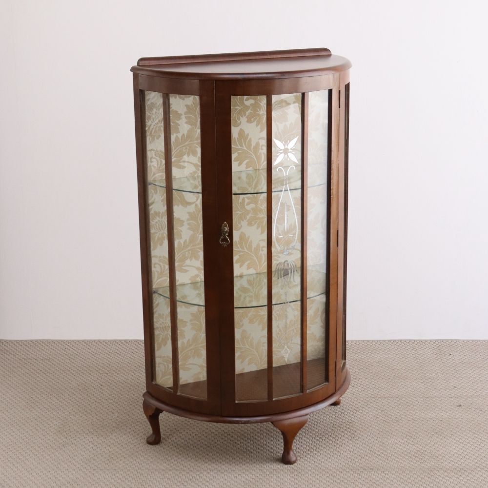 エナメルがキラリ♪ ディスプレイキャビネット VC108-154