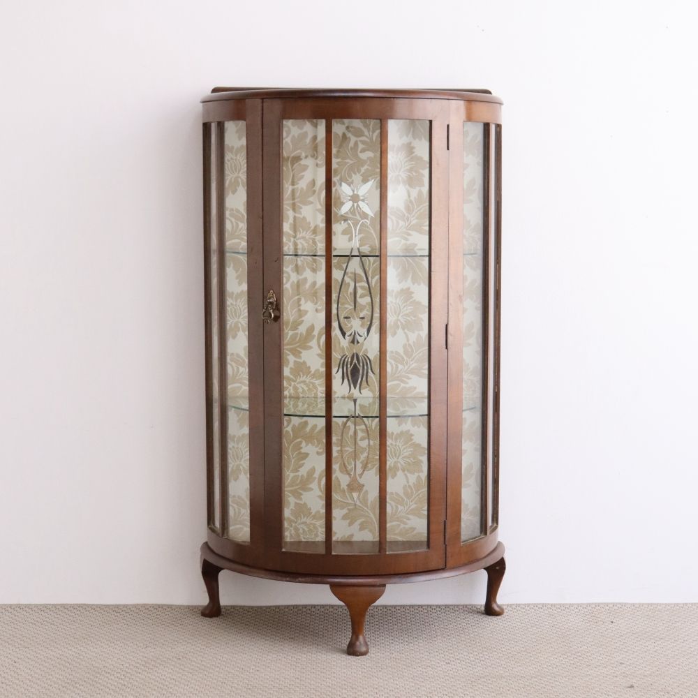 エナメルがキラリ♪ ディスプレイキャビネット VC108-154