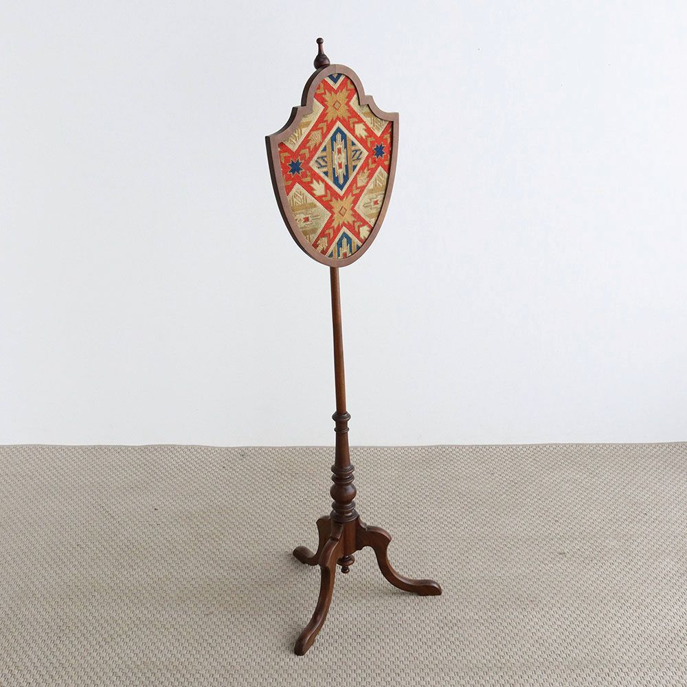 オシャレな盾の形♪ ポールスクリーン VC108-190