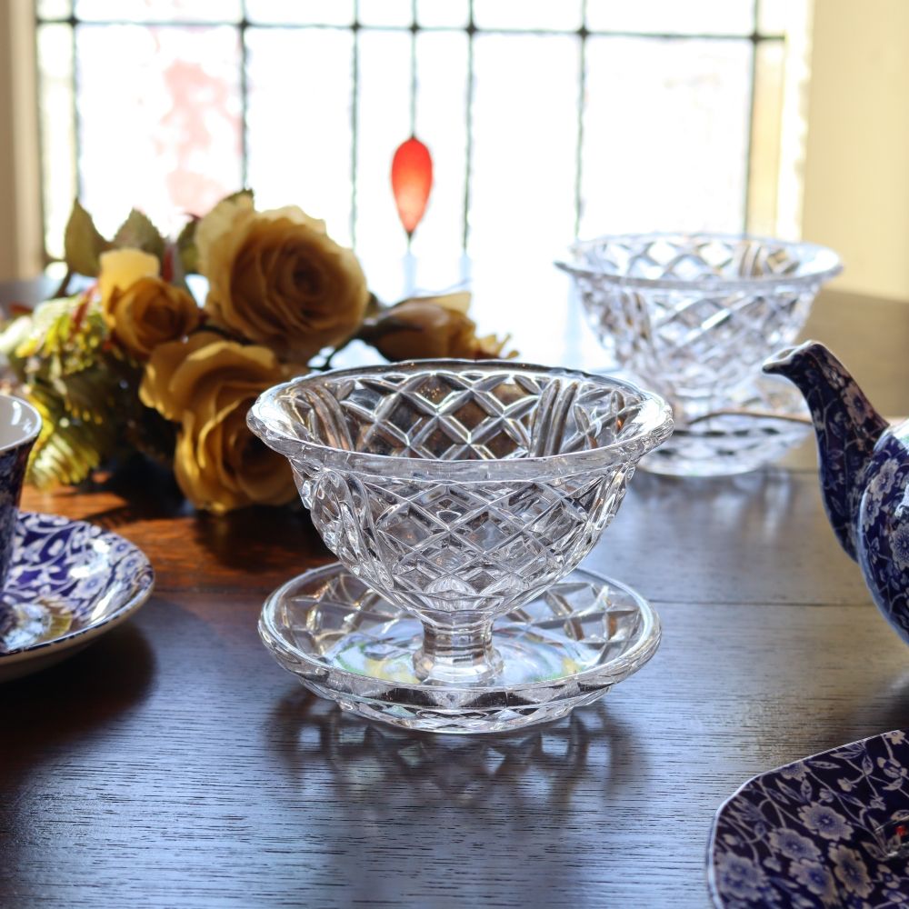 オシャレな脚付き♪ サンデーグラス VC108-228004