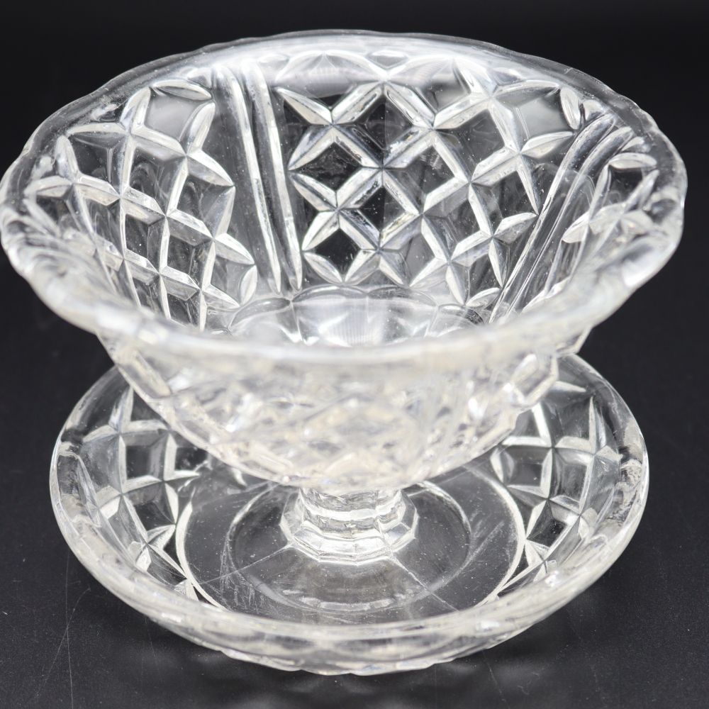 オシャレな脚付き♪ サンデーグラス VC108-228004