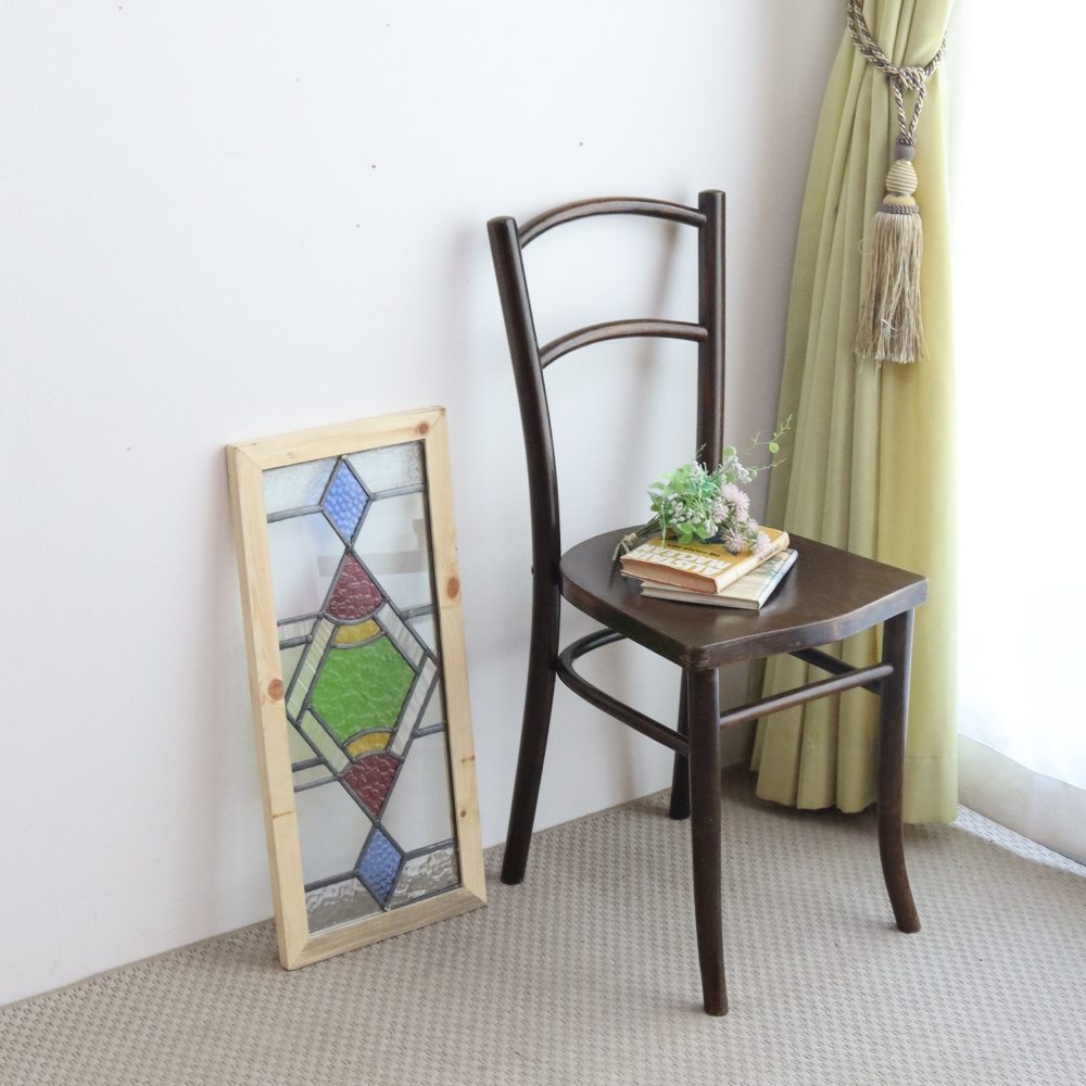 カラフルな幾何学模様♪ アンティーク・ステンドグラス VC109-011005