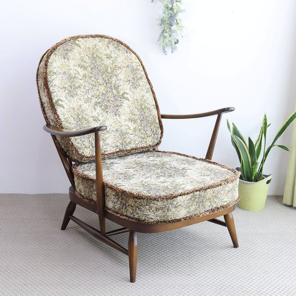 家族で取り合いになっちゃう!? イージーチェア Ercol VC109-030001