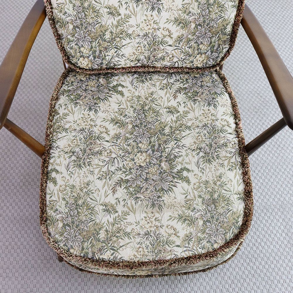 家族で取り合いになっちゃう!? イージーチェア Ercol VC109-030001