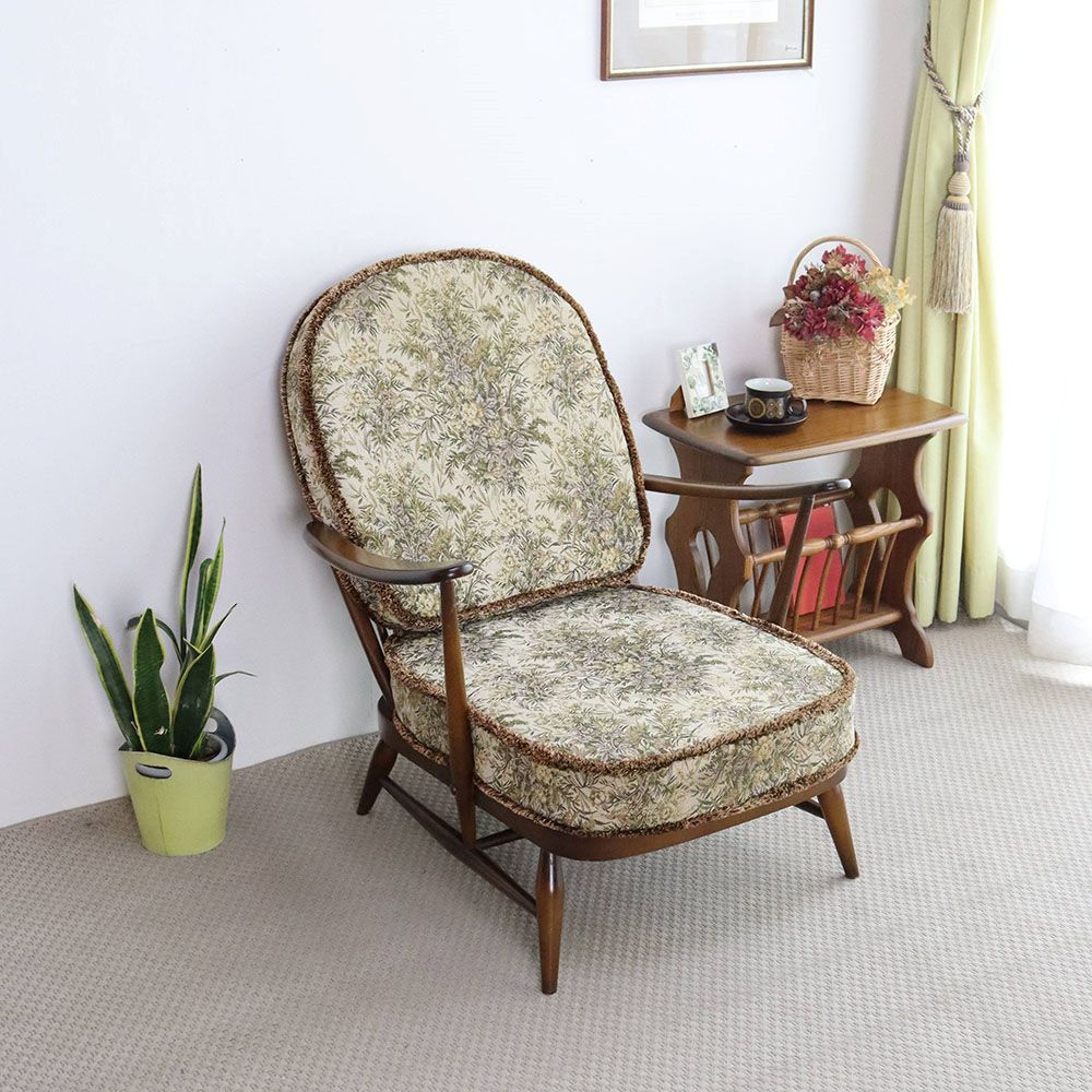 家族で取り合いになっちゃう!? イージーチェア Ercol VC109-030001