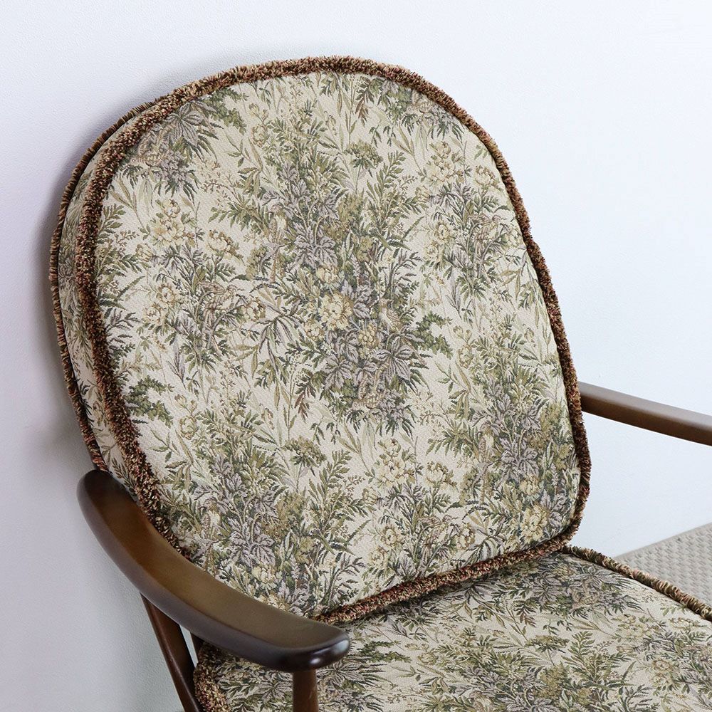 家族で取り合いになっちゃう!? イージーチェア Ercol VC109-030001
