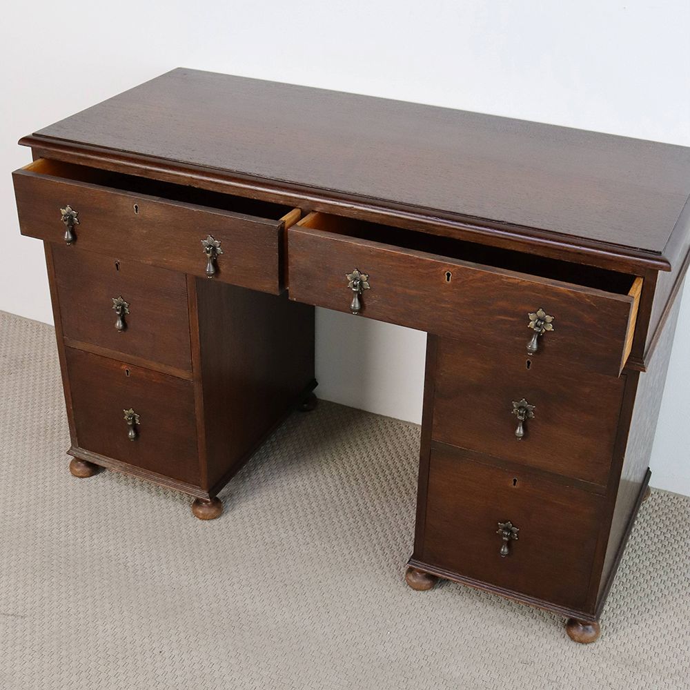 オシャレな把手がアクセント♪ デスク VC109-081