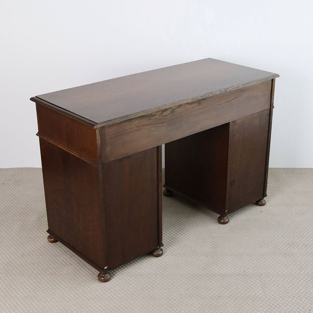 オシャレな把手がアクセント♪ デスク VC109-081