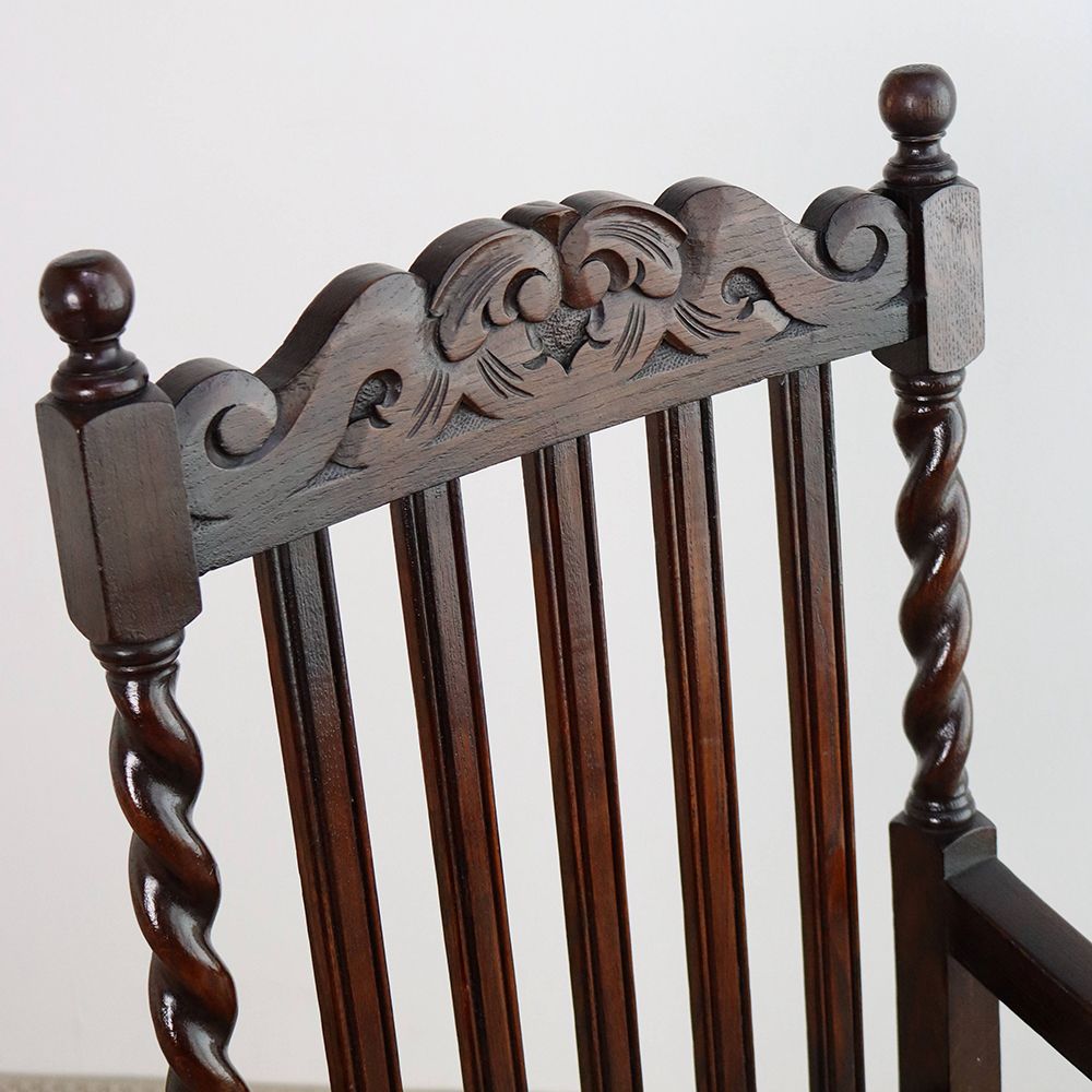 オシャレな装飾を楽しんで♪ アームチェア VC109-194001