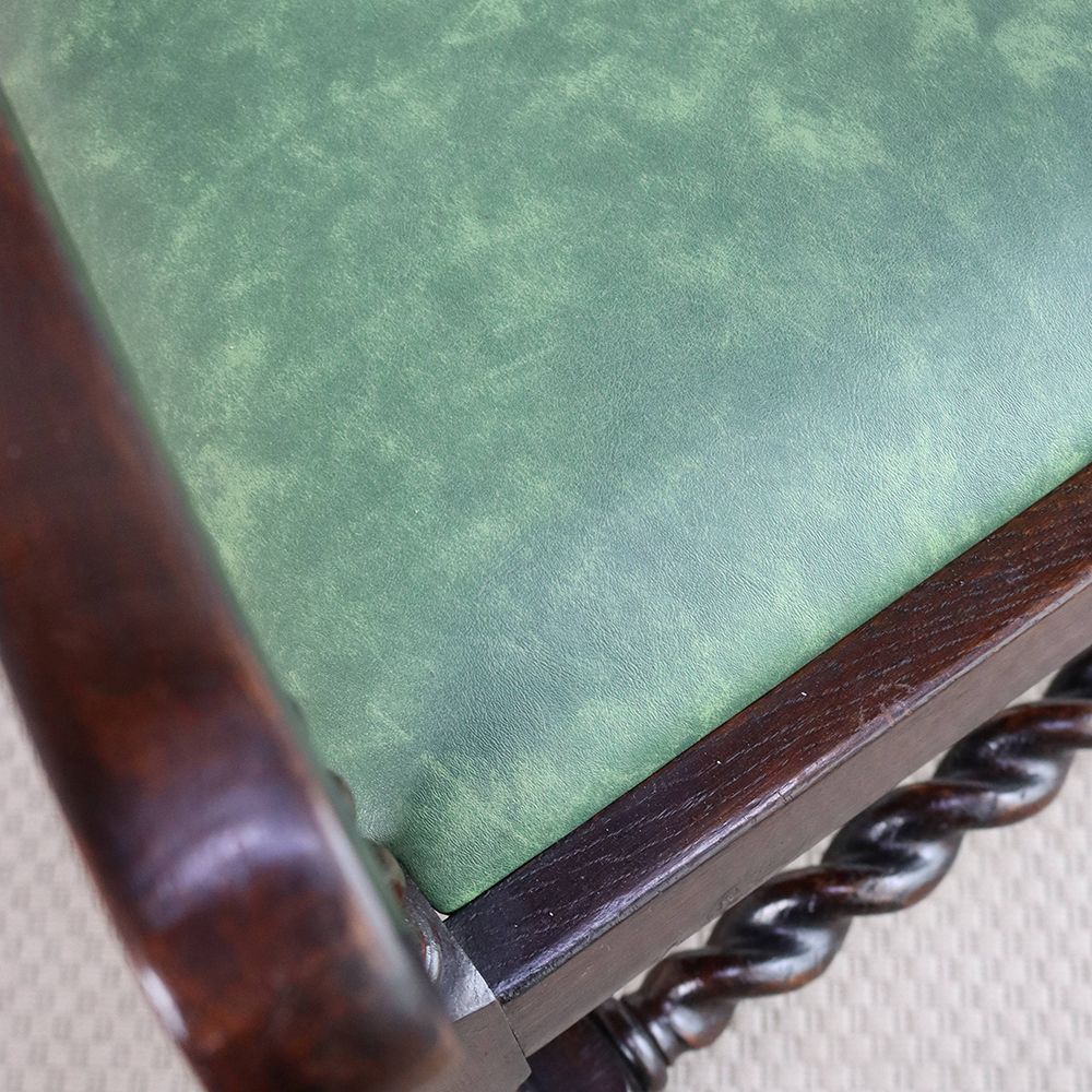 オシャレな装飾を楽しんで♪ アームチェア VC109-194001