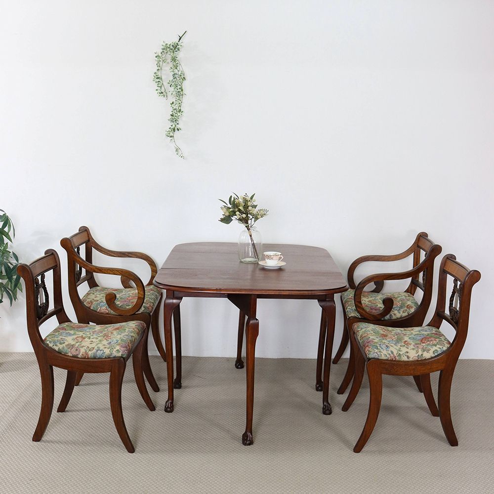 アームがクルン♪ リラ(Lyre)バックアームチェア VC109-207001