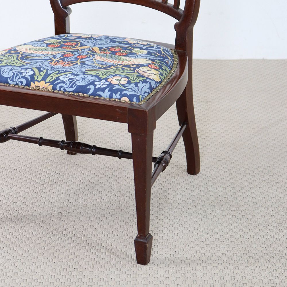 オシャレな特等席♪ ナーシングチェア VC109-222MORRIS