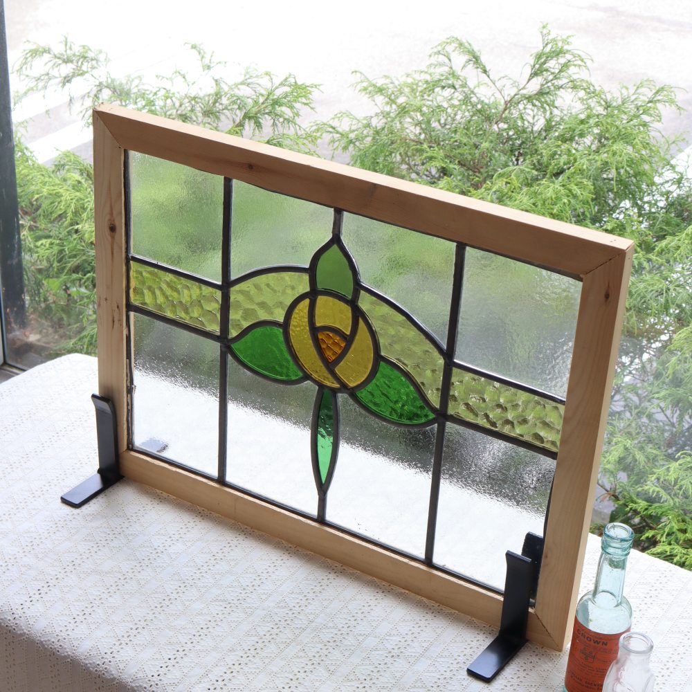 オレンジ色のバラが素敵♪ アンティーク・ステンドグラス VC109-265004