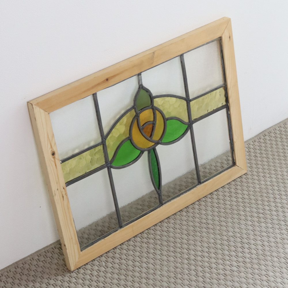 オレンジ色のバラが素敵♪ アンティーク・ステンドグラス VC109-265004