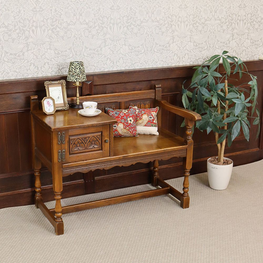 オシャレなベンチに♪ テレフォンシートOLD CHARM VC110-008