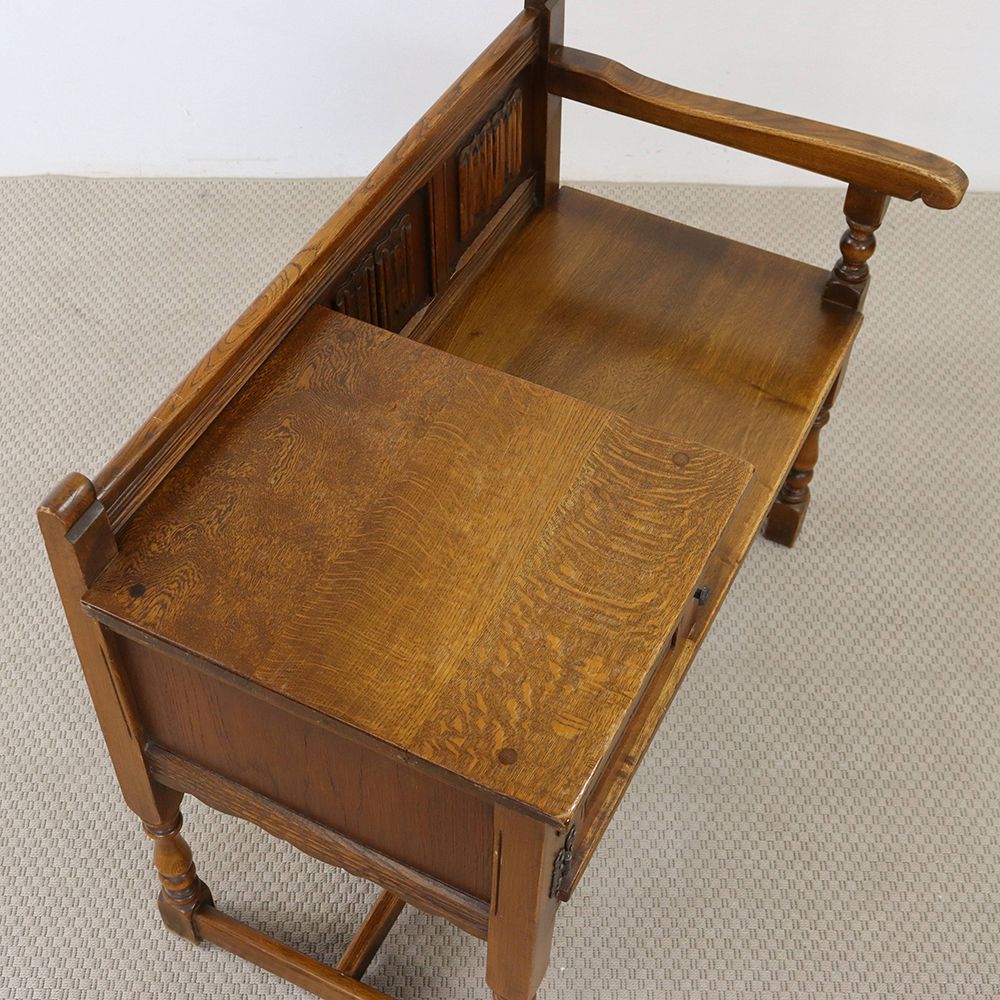 オシャレなベンチに♪ テレフォンシートOLD CHARM VC110-008