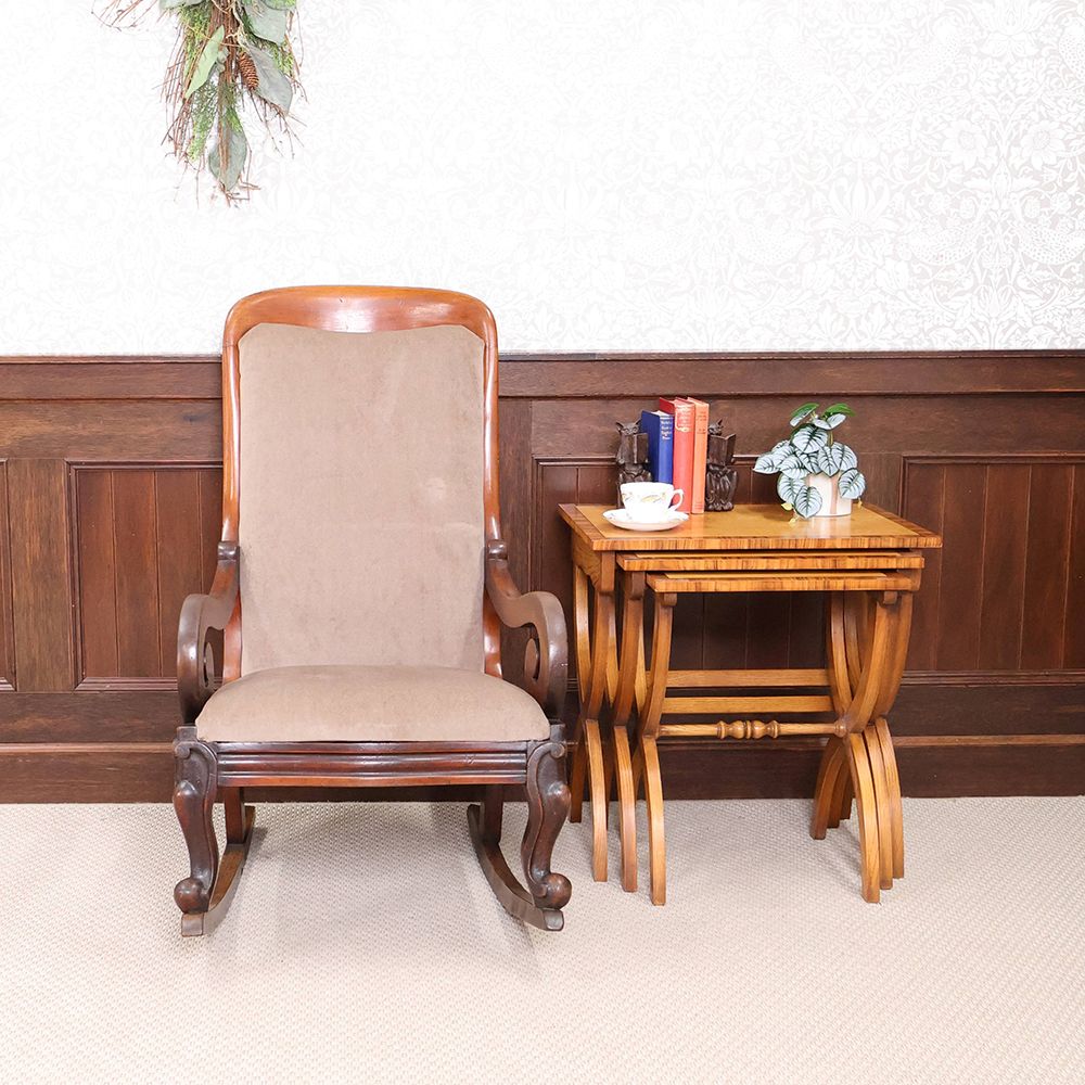 幸せなくつろぎ時間に♪ ロッキングチェア VC110-059