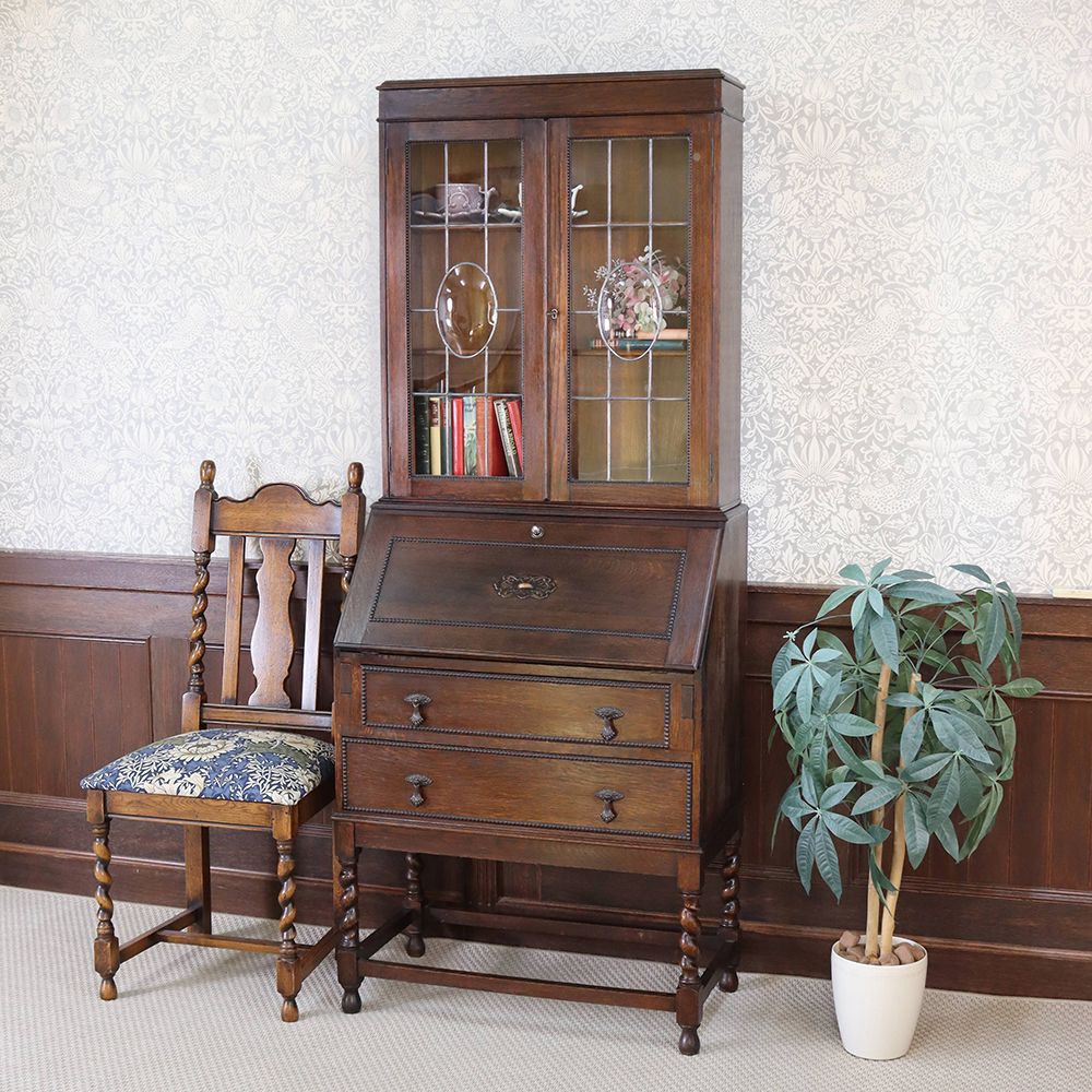 印象的なドームガラス♪ ビューローブックケース VC110-078