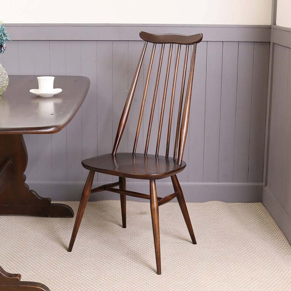 アーコールを代表するチェア♪ ゴールドスミスチェア VC110-158002