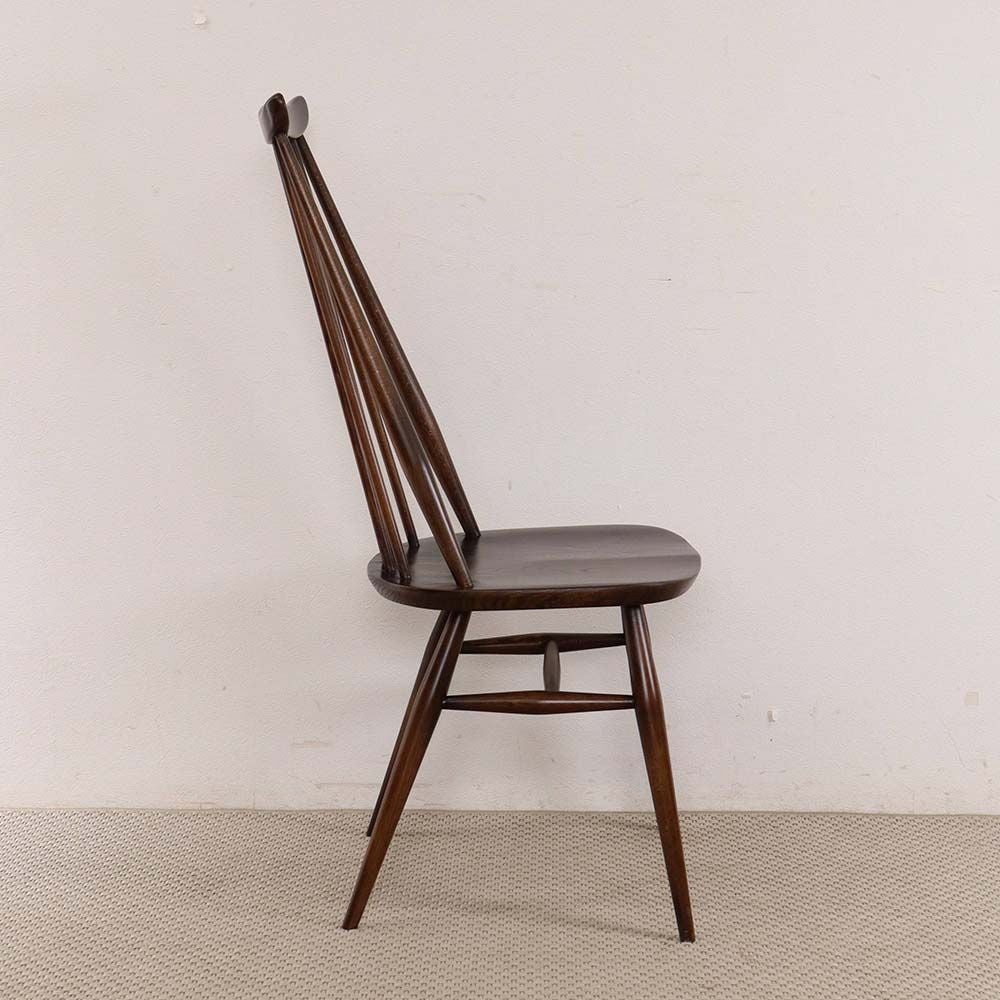 アーコールを代表するチェア♪ ゴールドスミスチェア VC110-158002