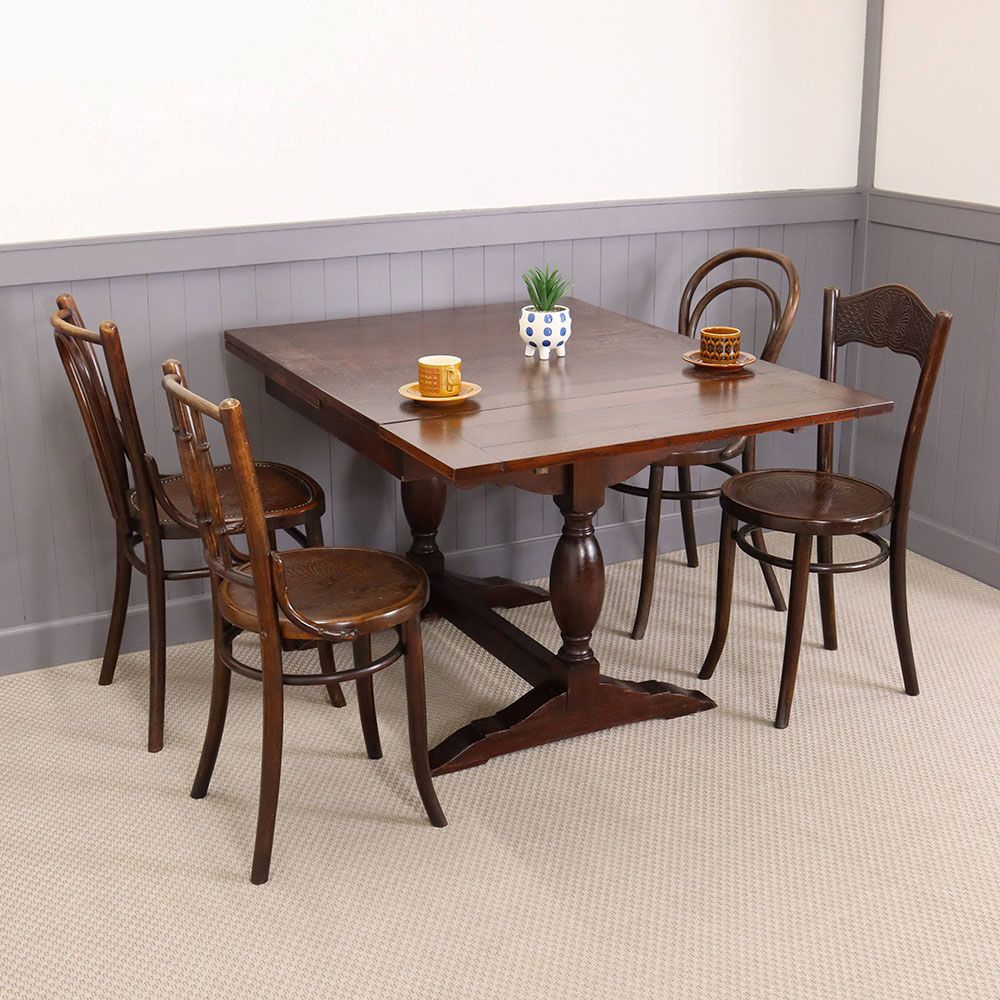 エンボスの模様がオシャレです♪ ベントウッドチェア VC110-163007