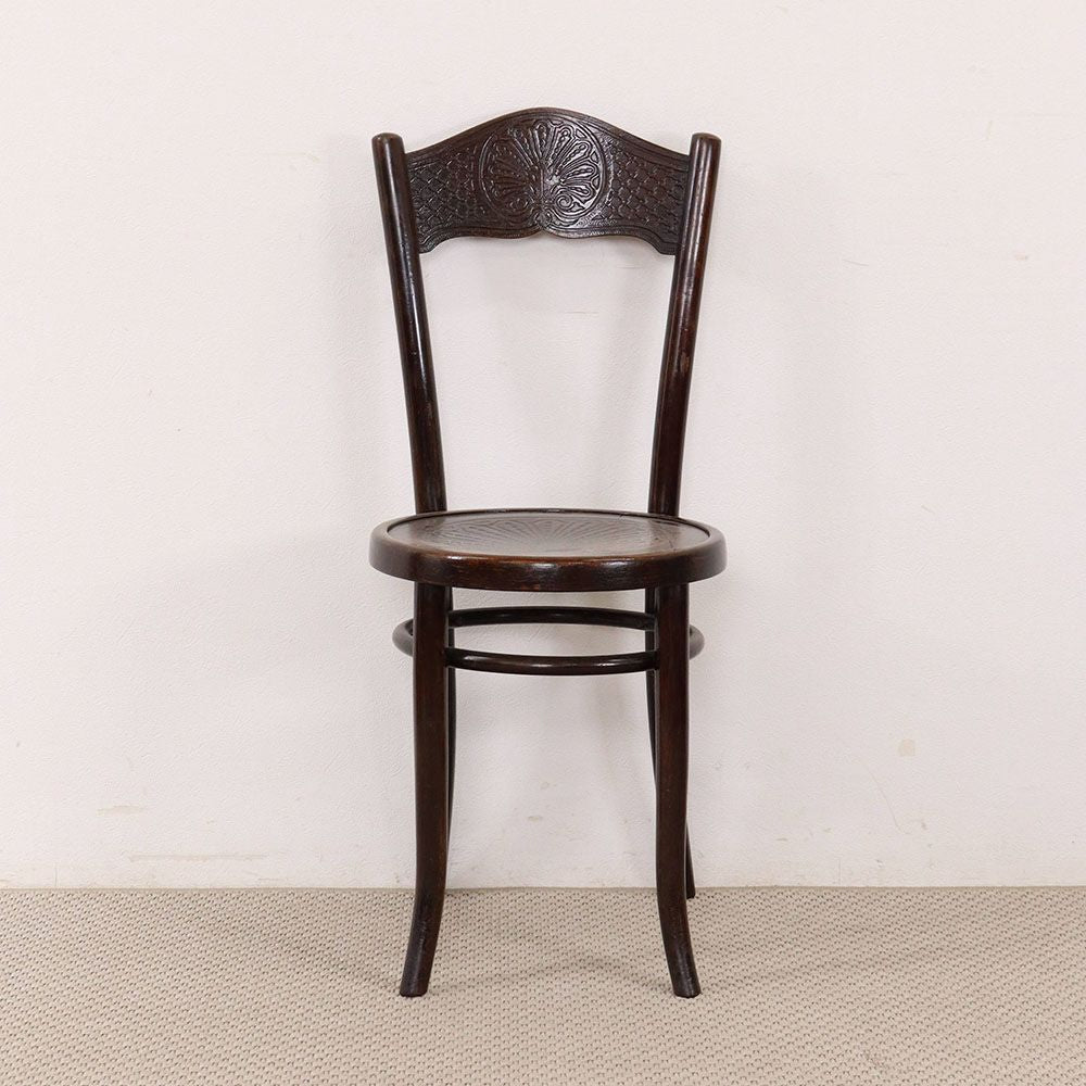 エンボスの模様がオシャレです♪ ベントウッドチェア VC110-163007