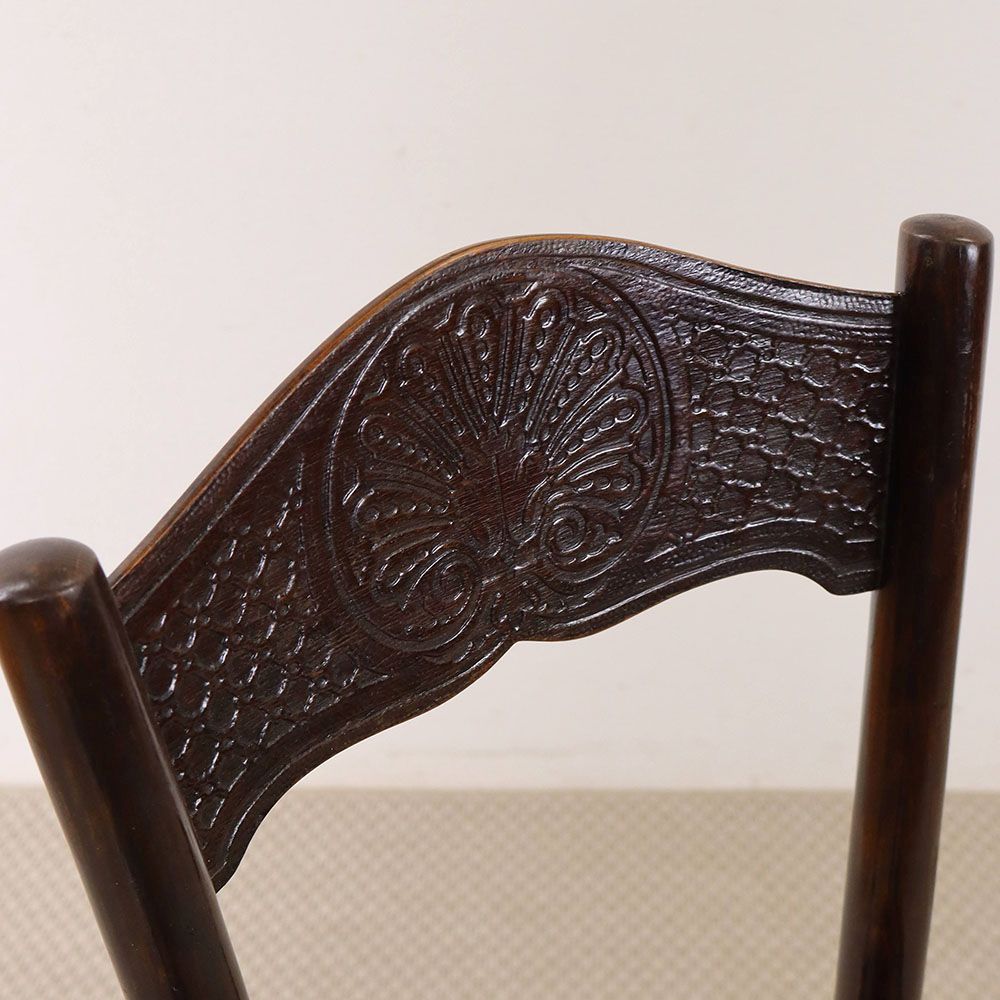 エンボスの模様がオシャレです♪ ベントウッドチェア VC110-163007