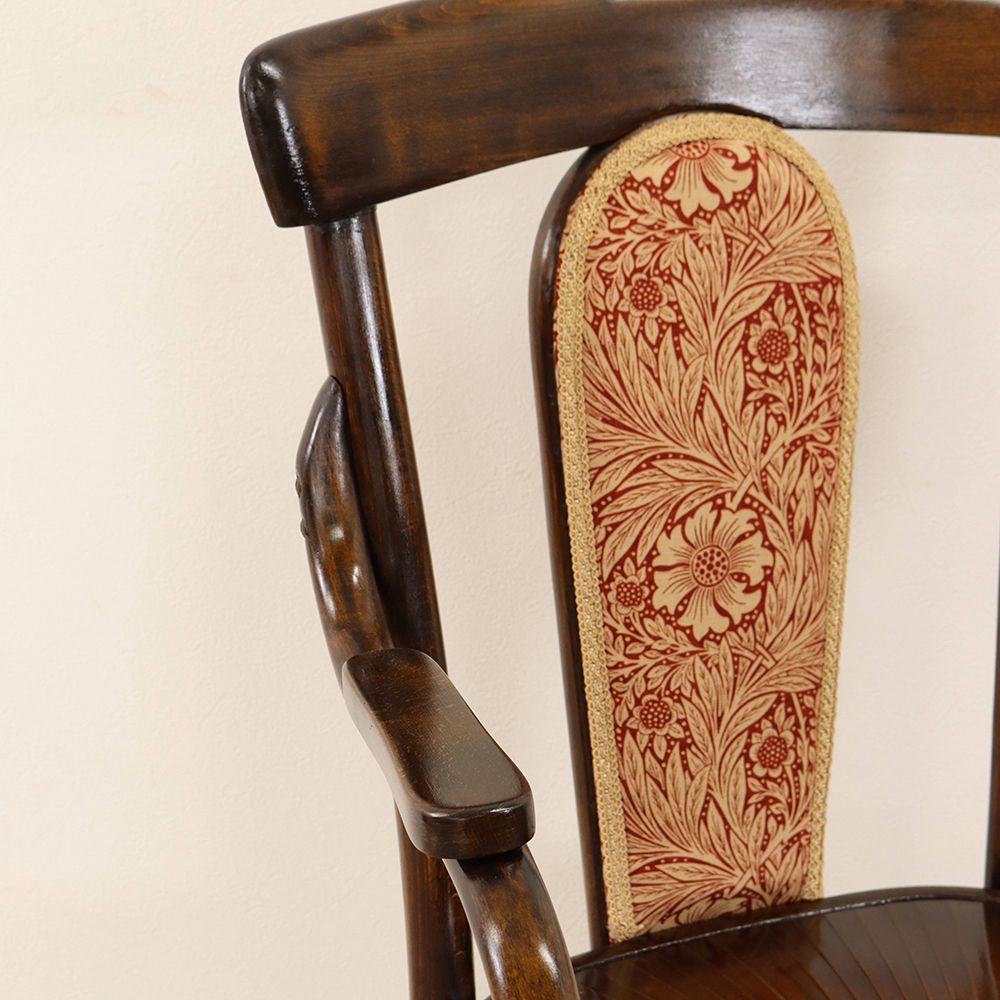 オシャレな挿し色♪ ベントウッドアームチェアMUNDUS VC110-163008morris