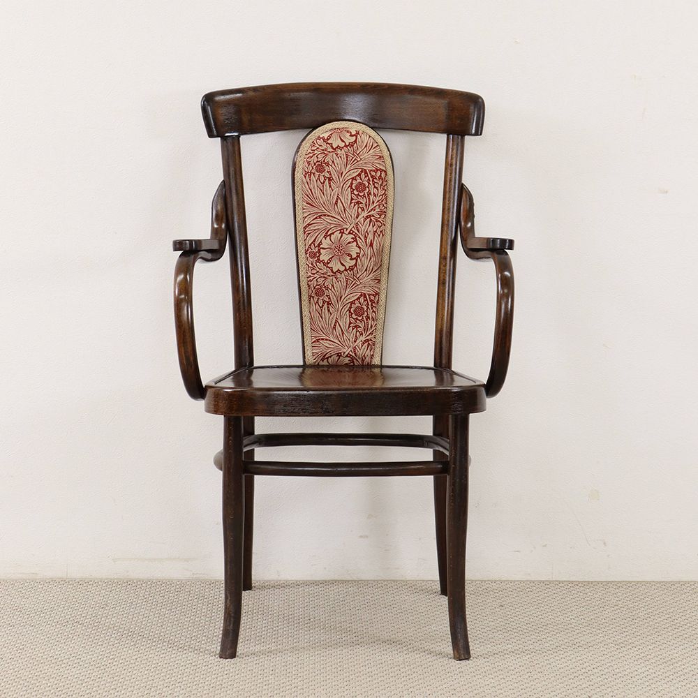 オシャレな挿し色♪ ベントウッドアームチェアMUNDUS VC110-163008morris