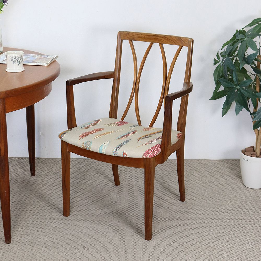 オシャレなXバック♪ ダイニングアームチェア【G-PLAN】 VC110-209001SANDER