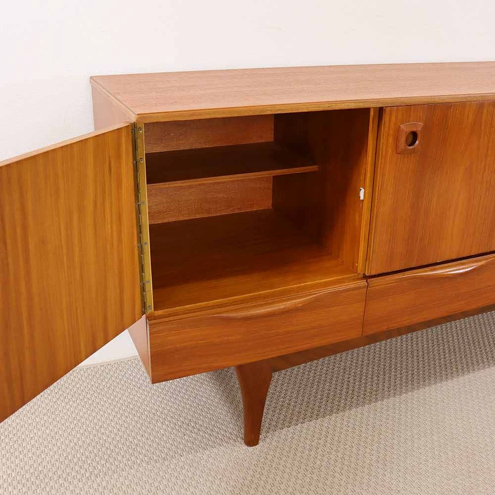 お部屋のオシャレな主役に♪ サイドボード VC111-074b