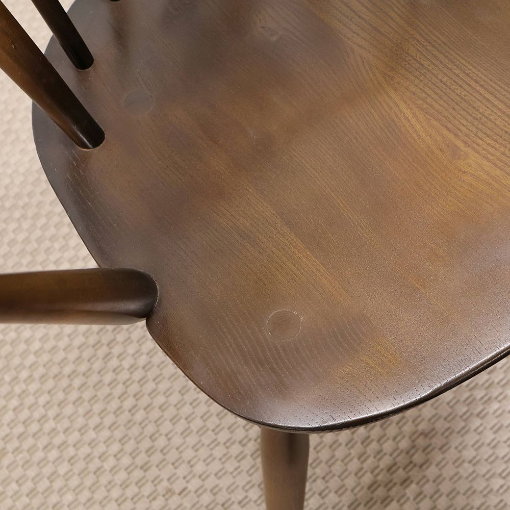 紋章がアクセント♪ フルールドリスアームチェア VC111-166002