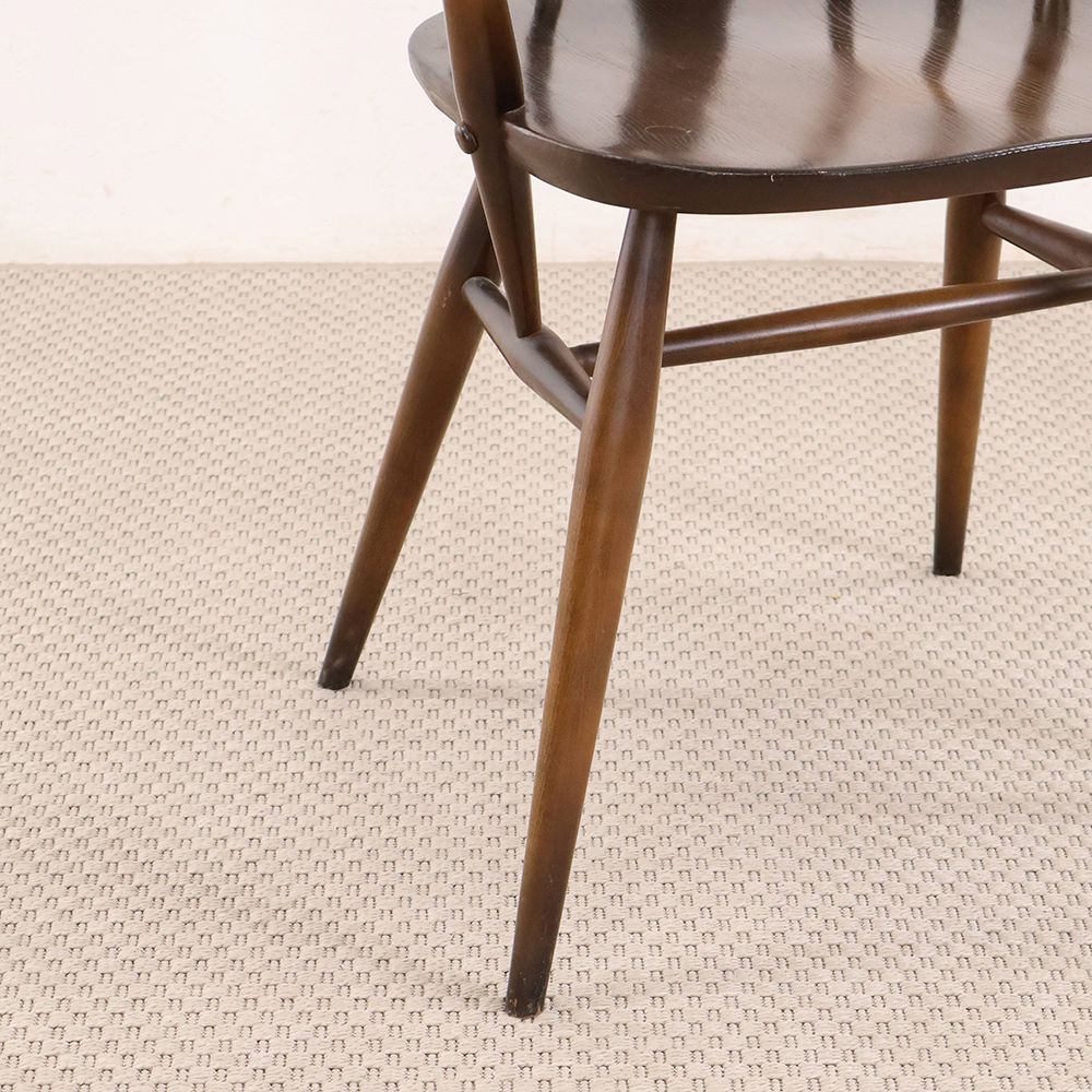 紋章がアクセント♪ フルールドリスアームチェア VC111-166002