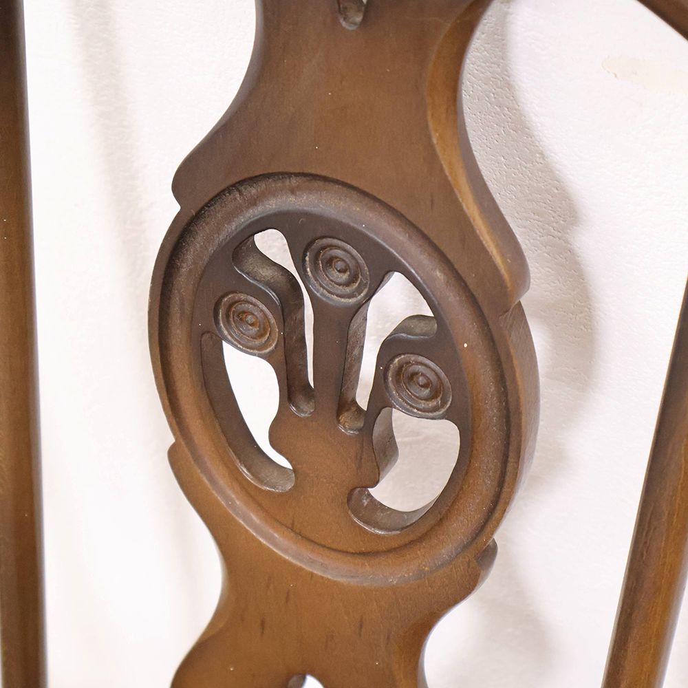 紋章がアクセント♪ フルールドリスアームチェア VC111-166002