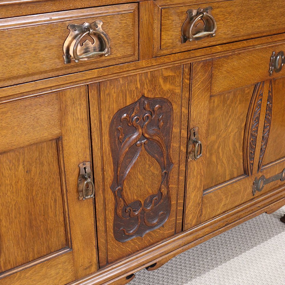 インテリアの主役です♪ ミラーバックサイドボード VC111-172