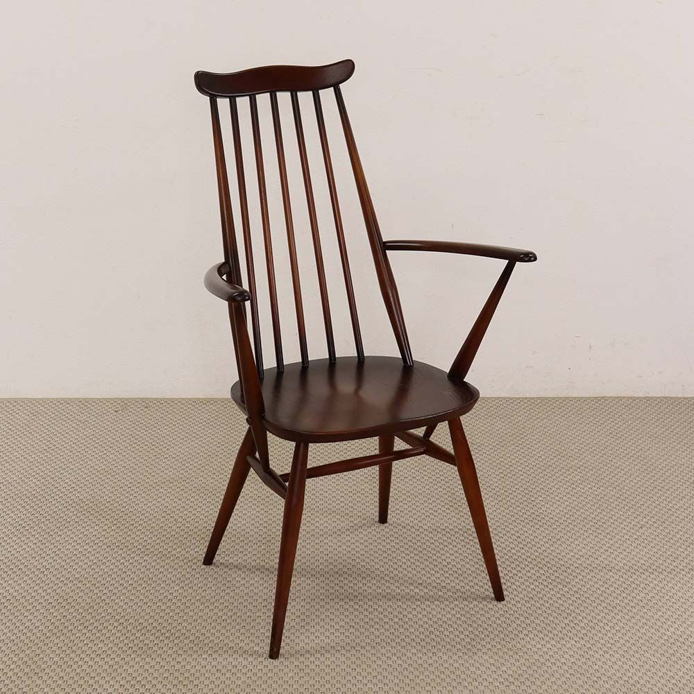 アーコールを代表する1脚♪ ゴールドスミスアームチェア VC111-200001