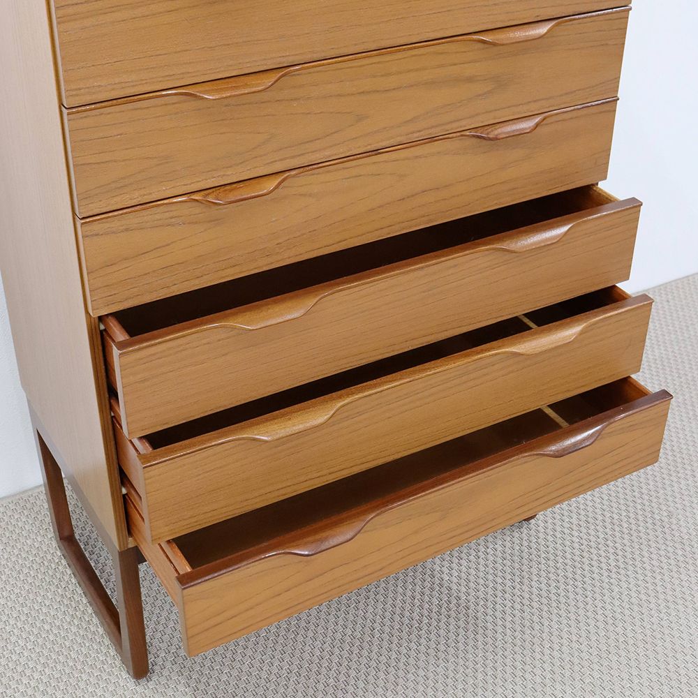 個性的な把手がアクセント♪ チェストEuropa furniture VC111-205