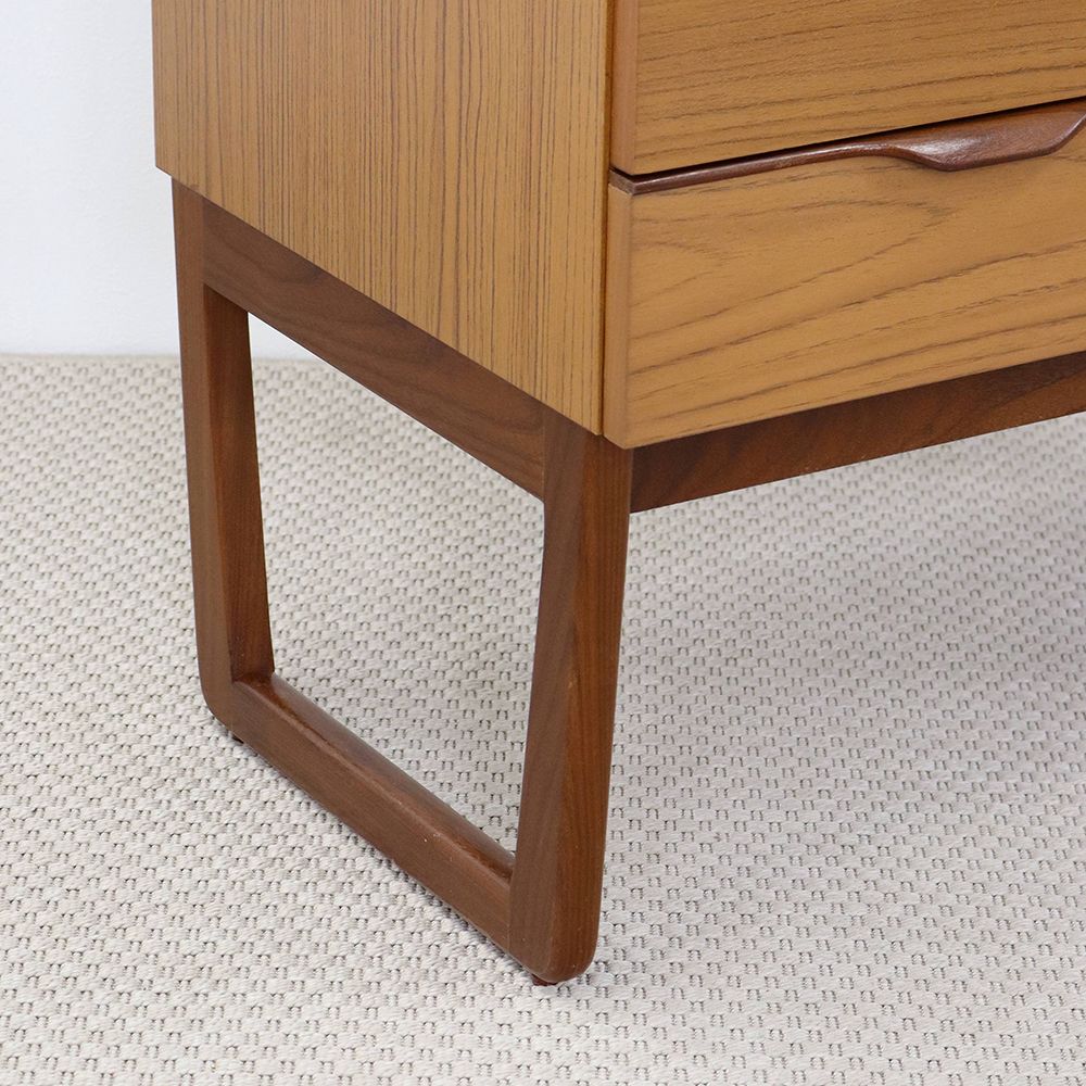 個性的な把手がアクセント♪ チェストEuropa furniture VC111-205
