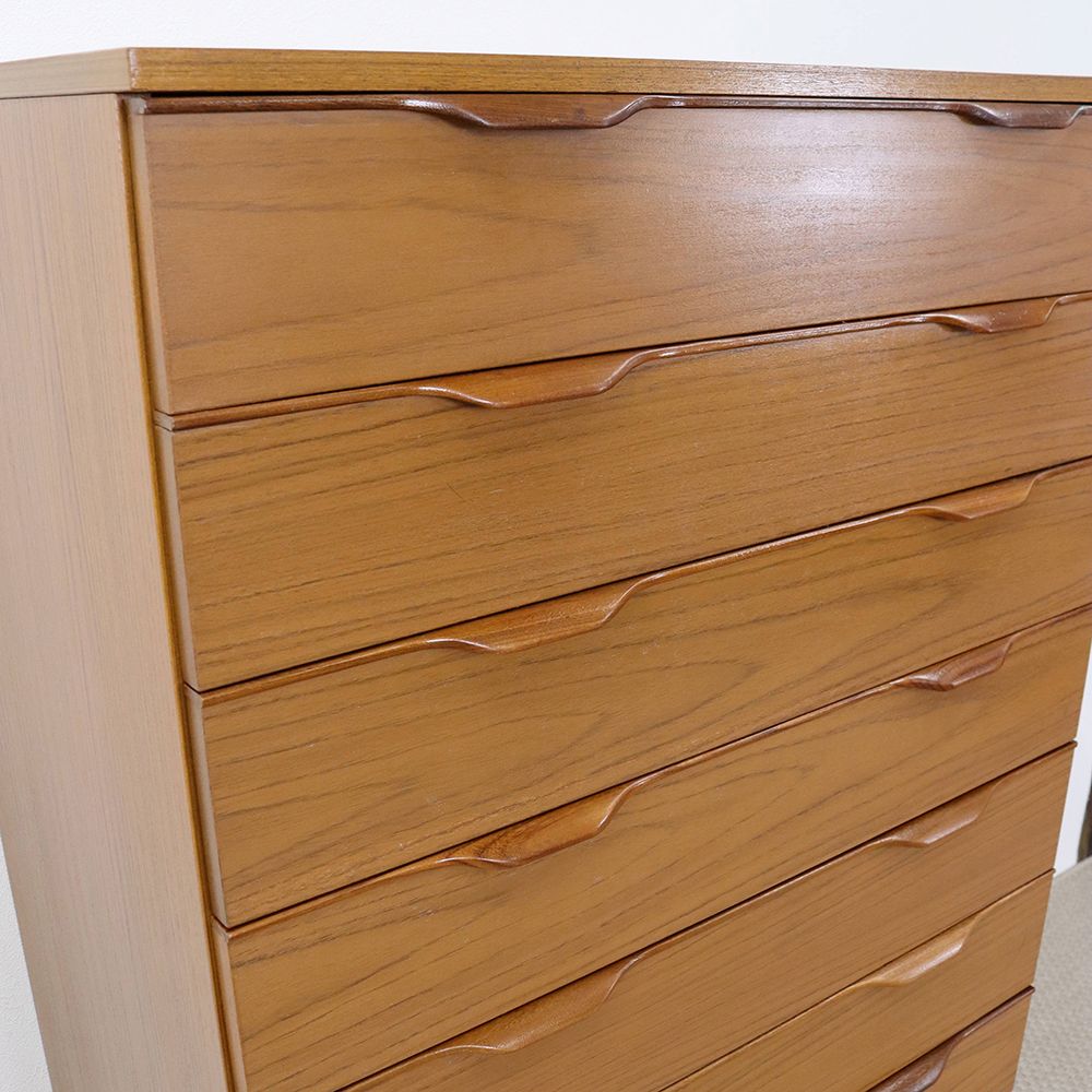 個性的な把手がアクセント♪ チェストEuropa furniture VC111-205
