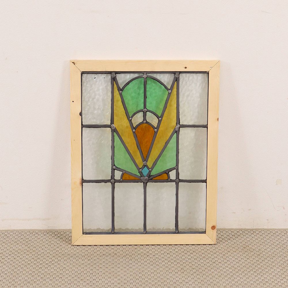 エメラルドグリーンのような色ガラスが素敵♪ アンティーク・ステンドグラス VC111-257001