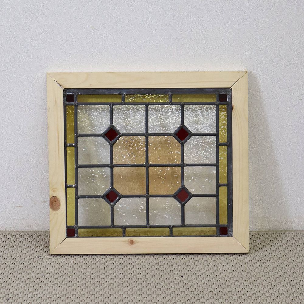 オシャレな小窓に♪ ステンドグラス VC111-257040