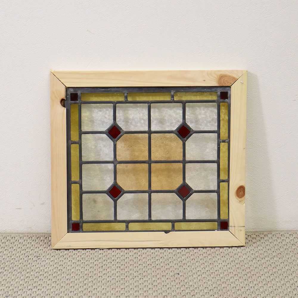 オシャレな小窓に♪ ステンドグラス VC111-257040