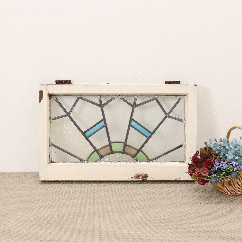 アールデコスタイルの幾何学模様♪ アンティーク・ステンドグラス(アンティーク枠) VC112-005002