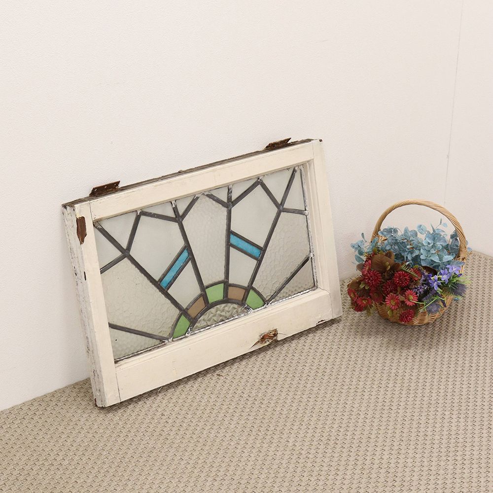 アールデコスタイルの幾何学模様♪ アンティーク・ステンドグラス(アンティーク枠) VC112-005002