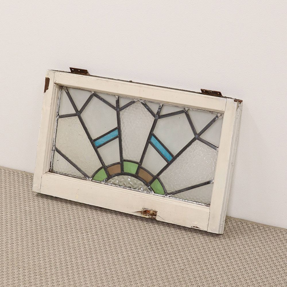 アールデコスタイルの幾何学模様♪ アンティーク・ステンドグラス(アンティーク枠) VC112-005002