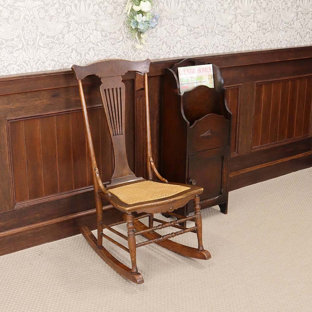 オシャレな竪琴のモチーフ♪ ロッキングチェア VC112-022