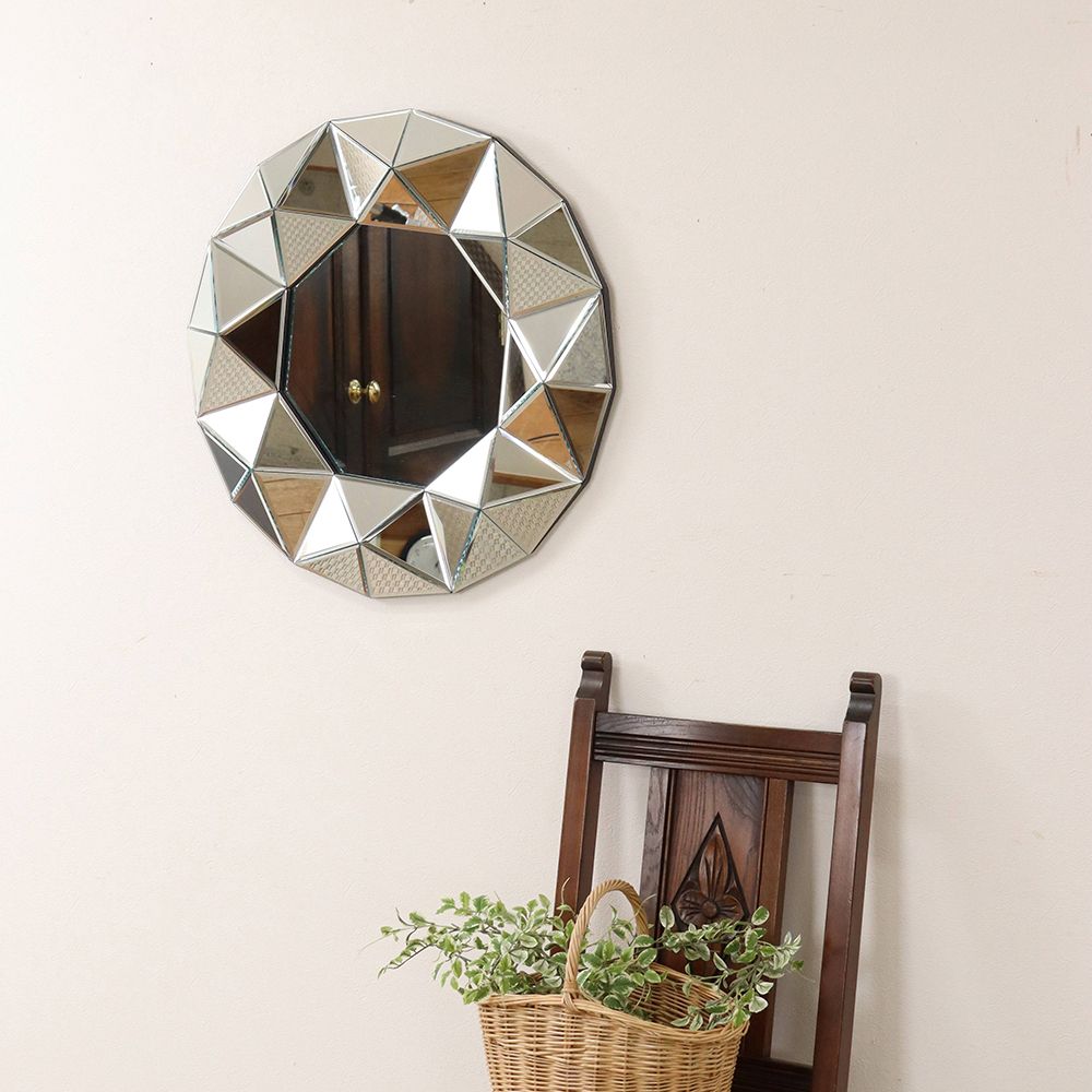 インパクトは抜群♪ オブジェのような壁掛けミラー VC112-031