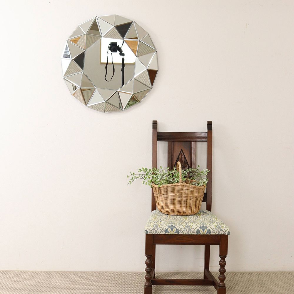 インパクトは抜群♪ オブジェのような壁掛けミラー VC112-031