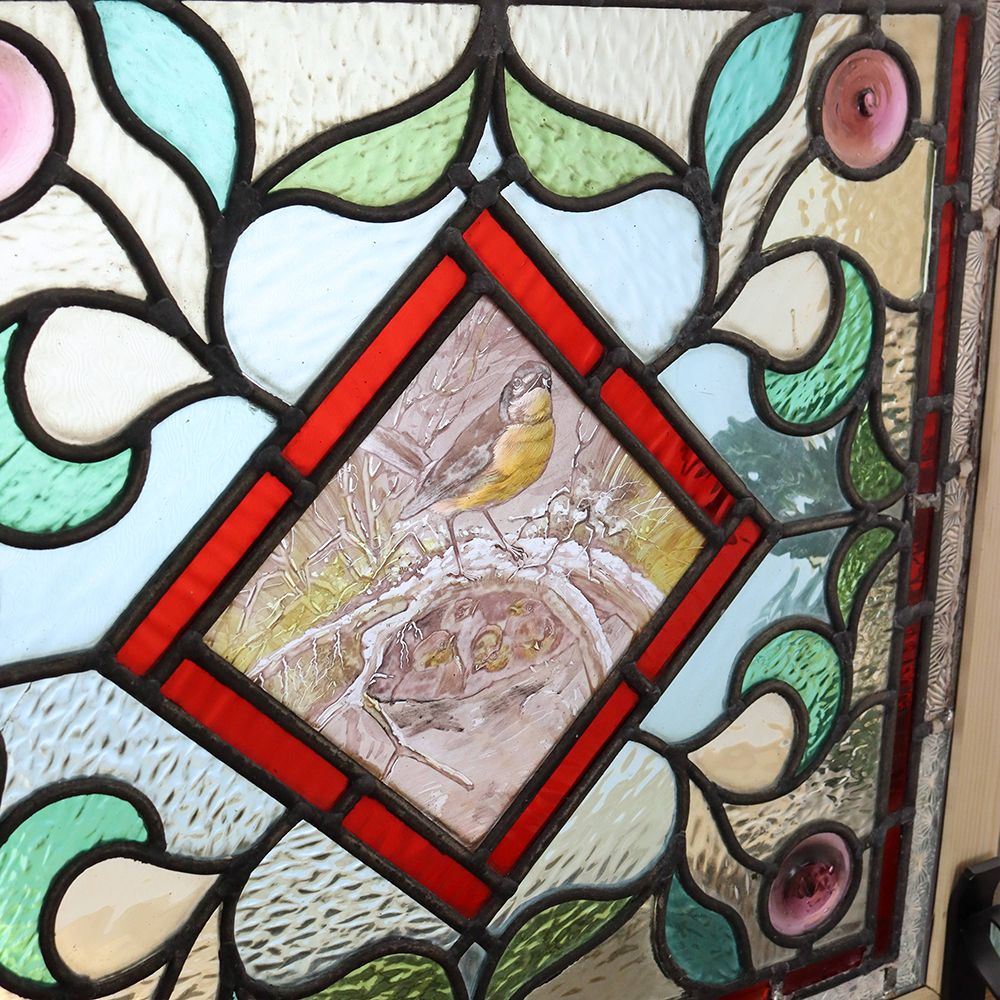 ガラスの色使いも素敵♪ アンティーク・ステンドグラス(絵付け) VC112-088003